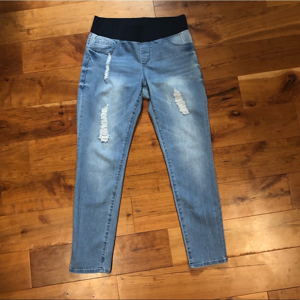 Maternity Jeans Medium NWOT